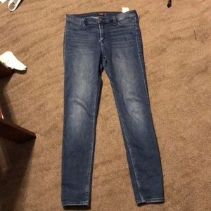 Abercrombie and Fitch Harper Low Rise Jean Legging